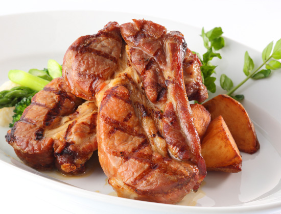 Grilled Soy-Marinated Pork Ribs Salad